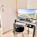 Detente Cote D'azur, Piscine Et Privatifs Menton
