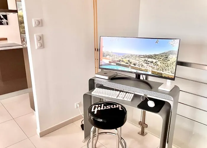 Detente Cote D'azur, Piscine Et Privatifs Menton